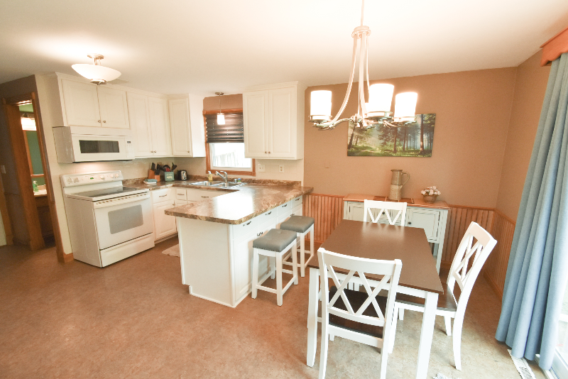 1030 Coppens Rd - Photo 7 of 24