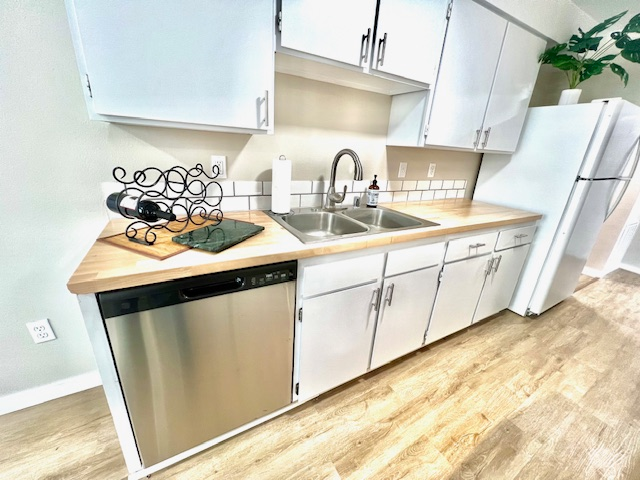 4517 S Donald Ct - Photo 6 of 25