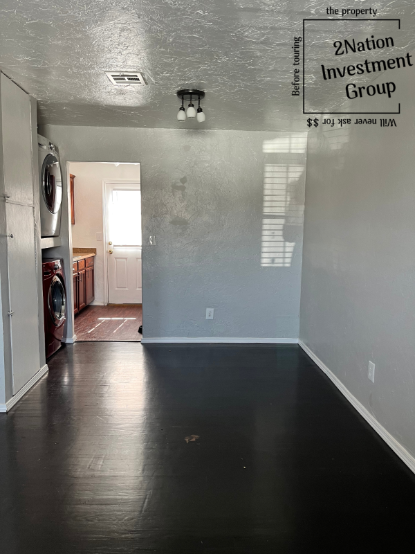 2924 Pioneer St - Photo 5 of 21