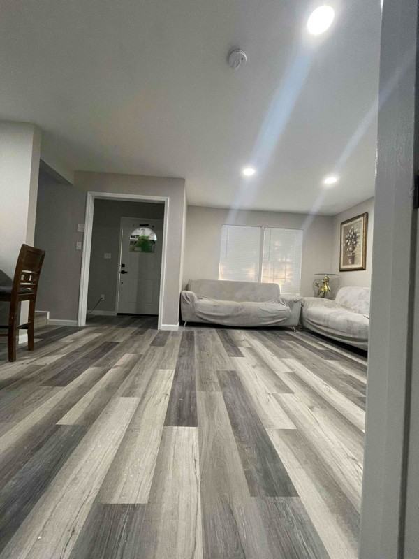 1107 Basin St #A - Photo 7 of 27