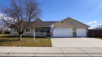 2975 W Forecast St - Photo 1 of 1