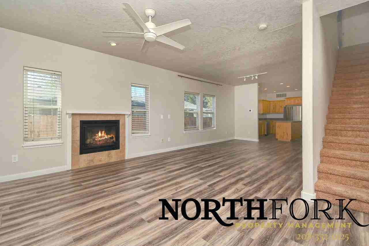 6586 W Poplar St - Photo 4 of 14