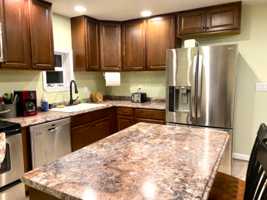 featured image of 68 Eddy St #2