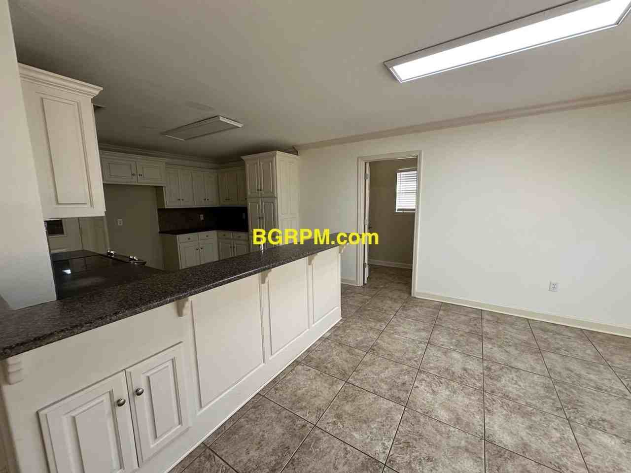 1901 Reveille Cir - Photo 5 of 12