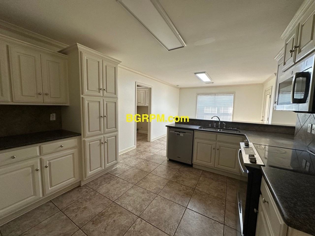 1901 Reveille Cir - Photo 6 of 12