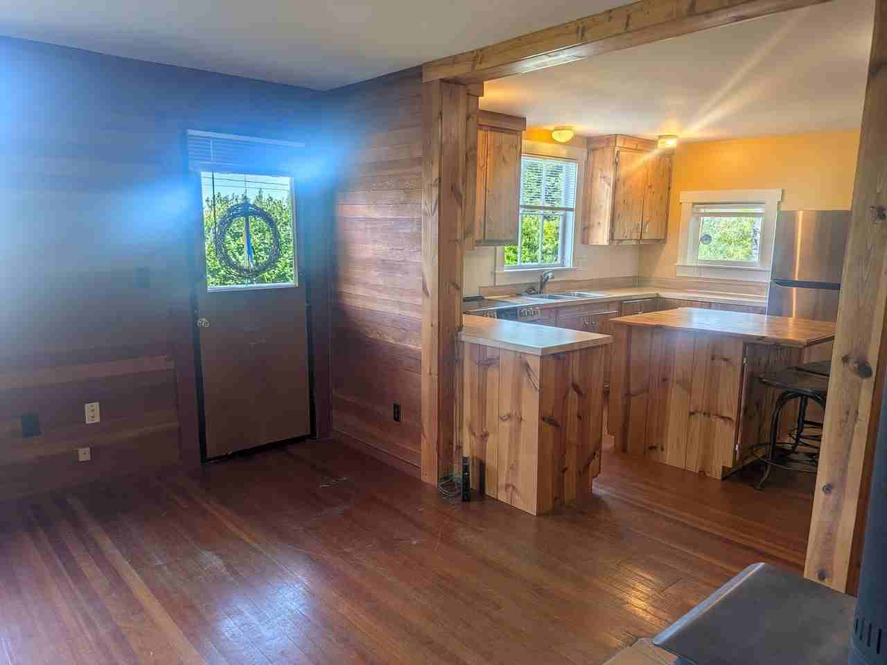 1030 Fairmount Rd - Photo 3 of 18