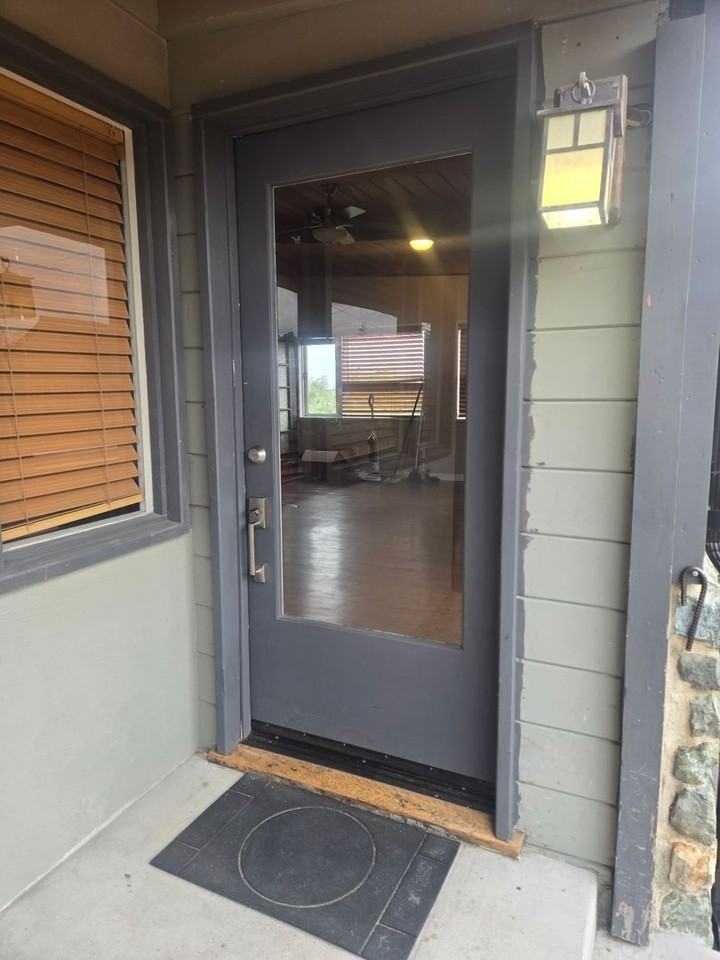 1511 8th St - Photo 5 of 15