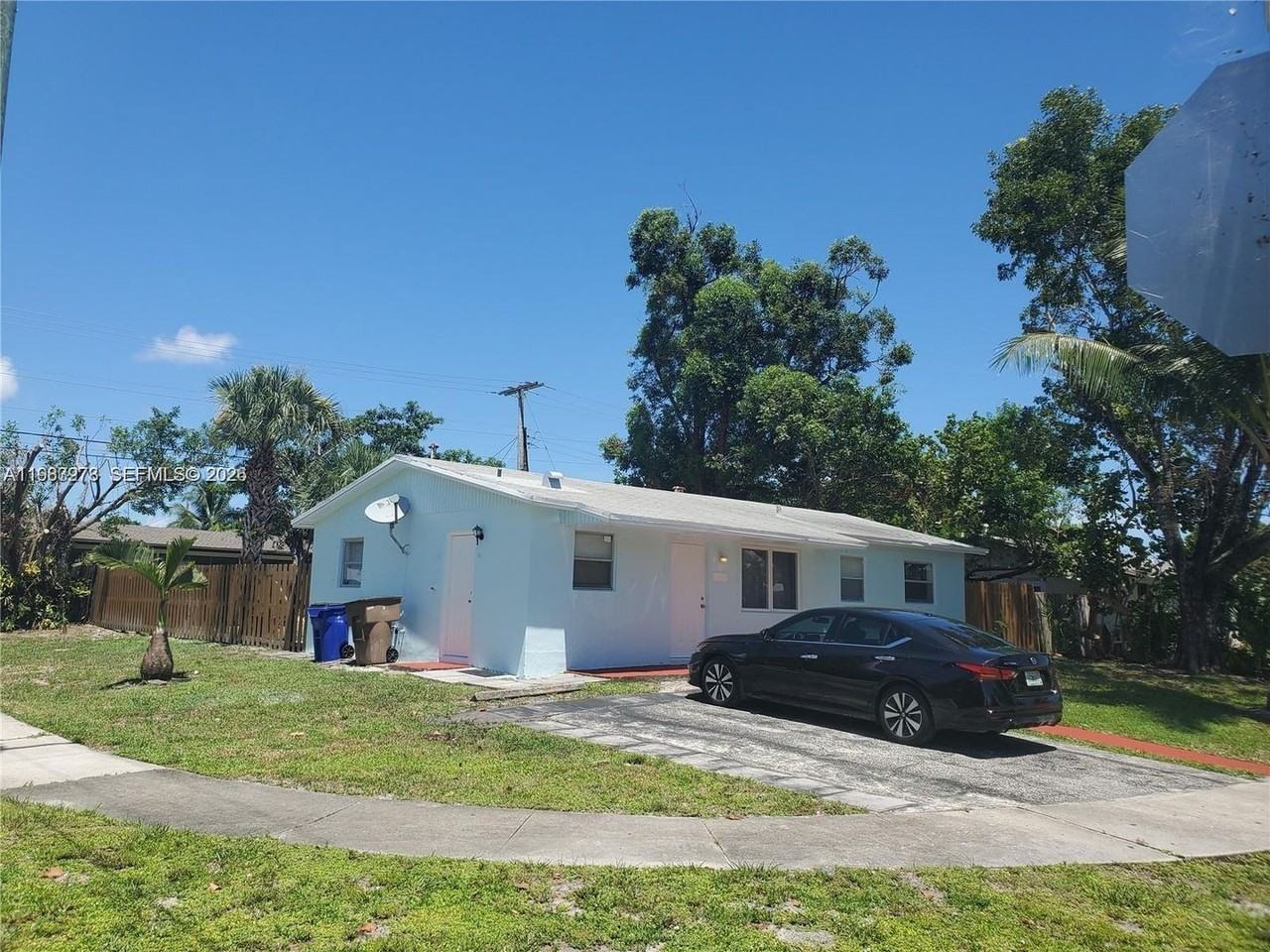 831 Sw 14th Ct - Photo 5 of 15