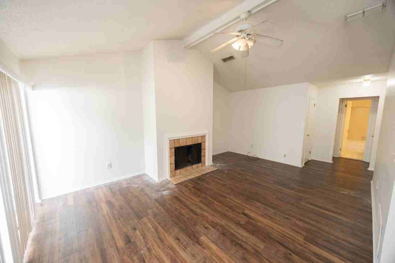 4732 Retreat Rd - Photo 4 of 11