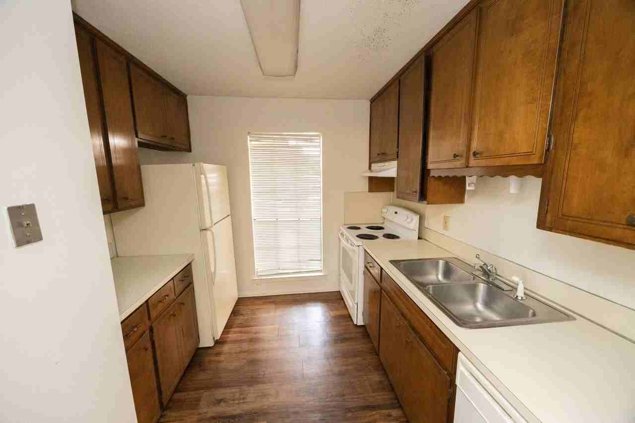 4732 Retreat Rd - Photo 6 of 11