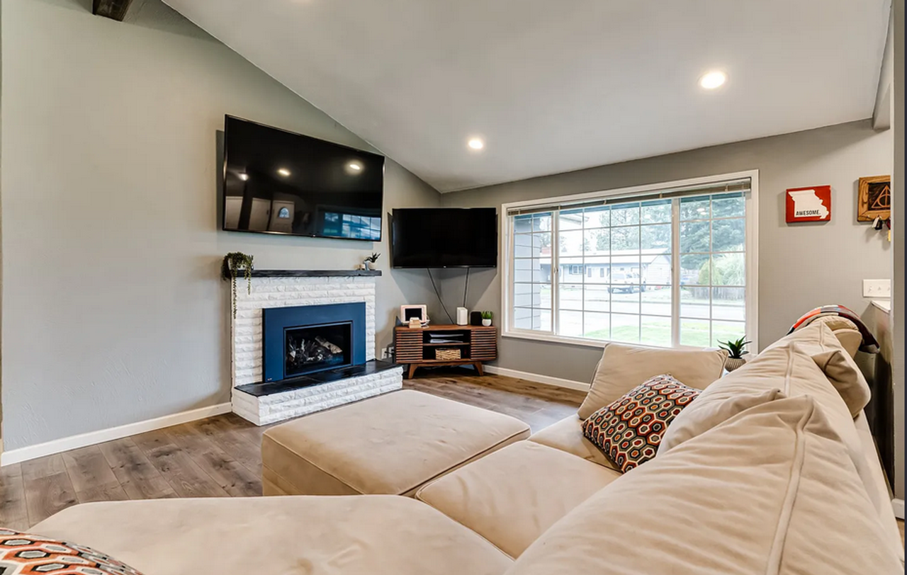 620 Ruby Ave - Photo 3 of 9