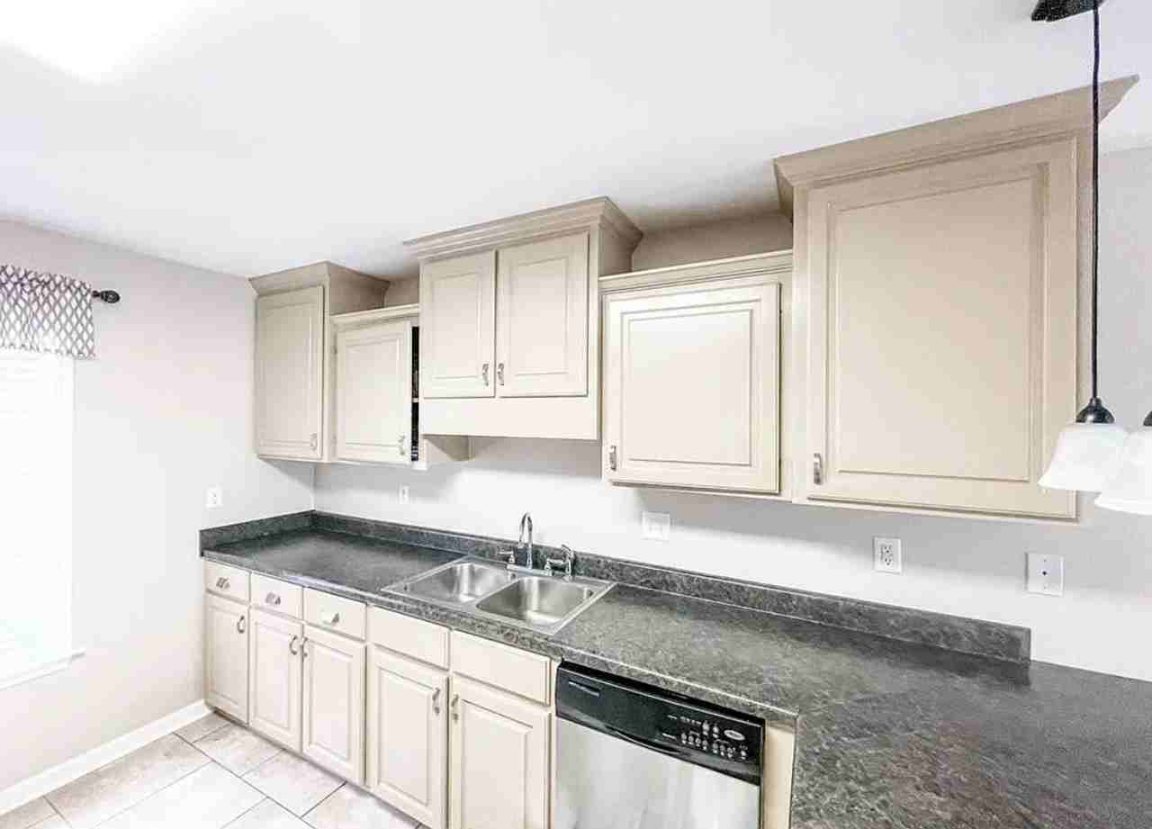 111 Creek Stand Rd - Photo 4 of 13