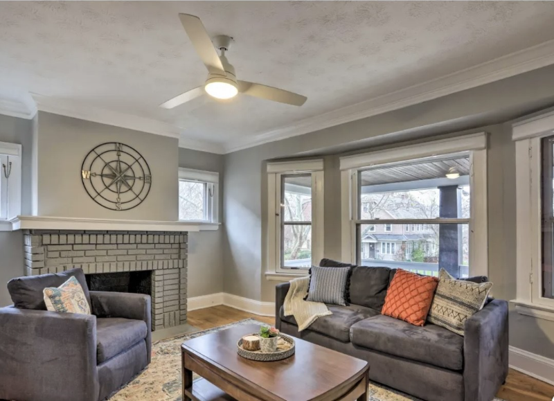 1623 Hillcrest Rd #2 - Photo 3 of 11
