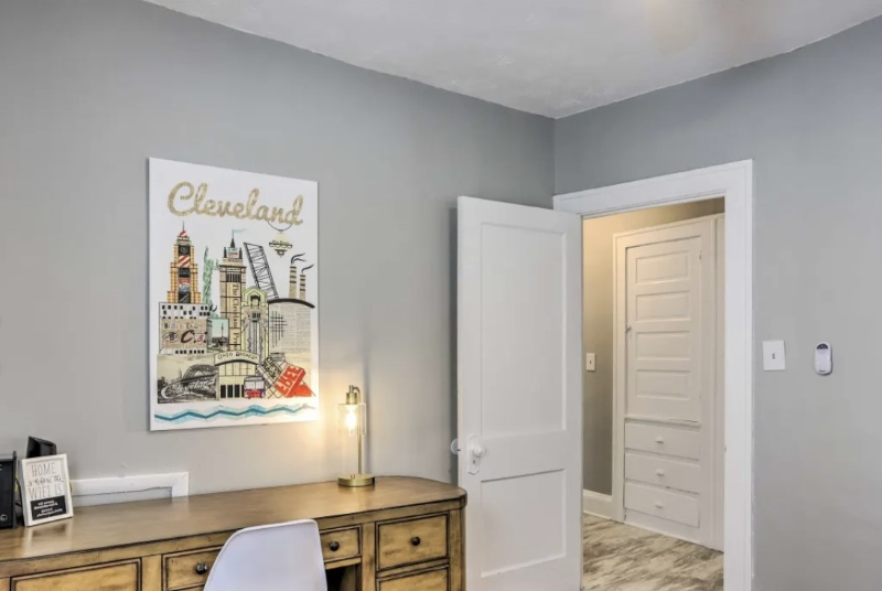 1623 Hillcrest Rd #2 - Photo 5 of 11