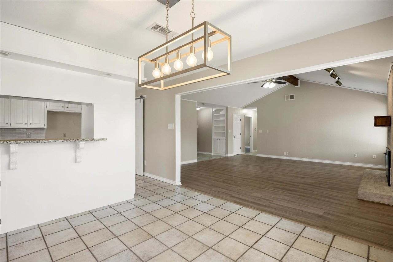 1111 Dove Hollow Rd - Photo 7 of 20