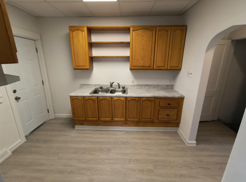 13 4th St - Photo 4 of 17