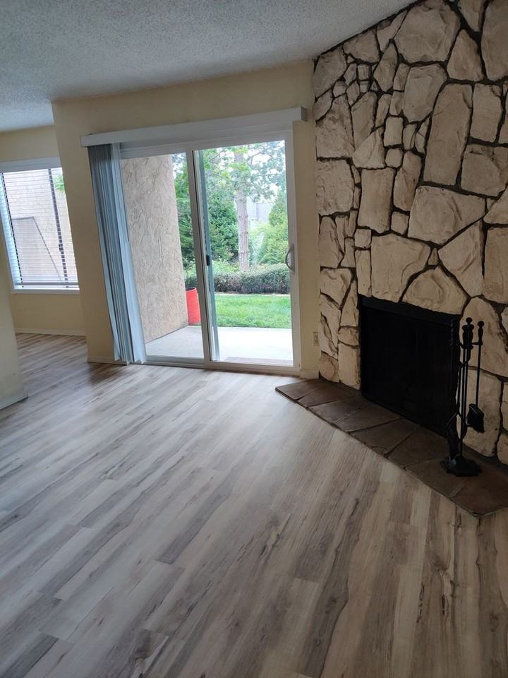 14443 127th Ln Ne #7 - Photo 6 of 11