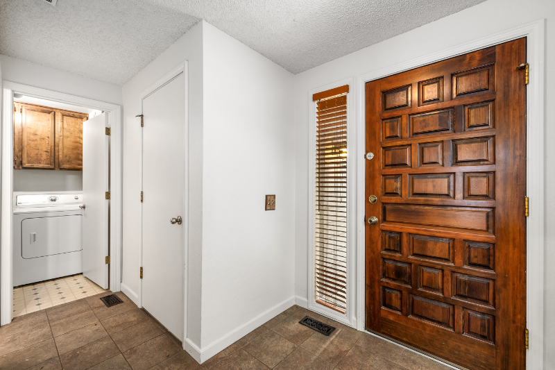 2243 E Serene Dr - Photo 2 of 16