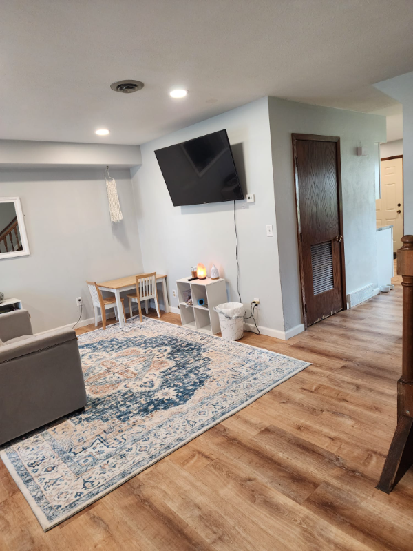 810 Ronell St - Photo 5 of 14