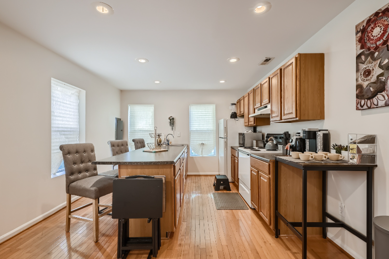 107 N Chester St #2 - Photo 5 of 11