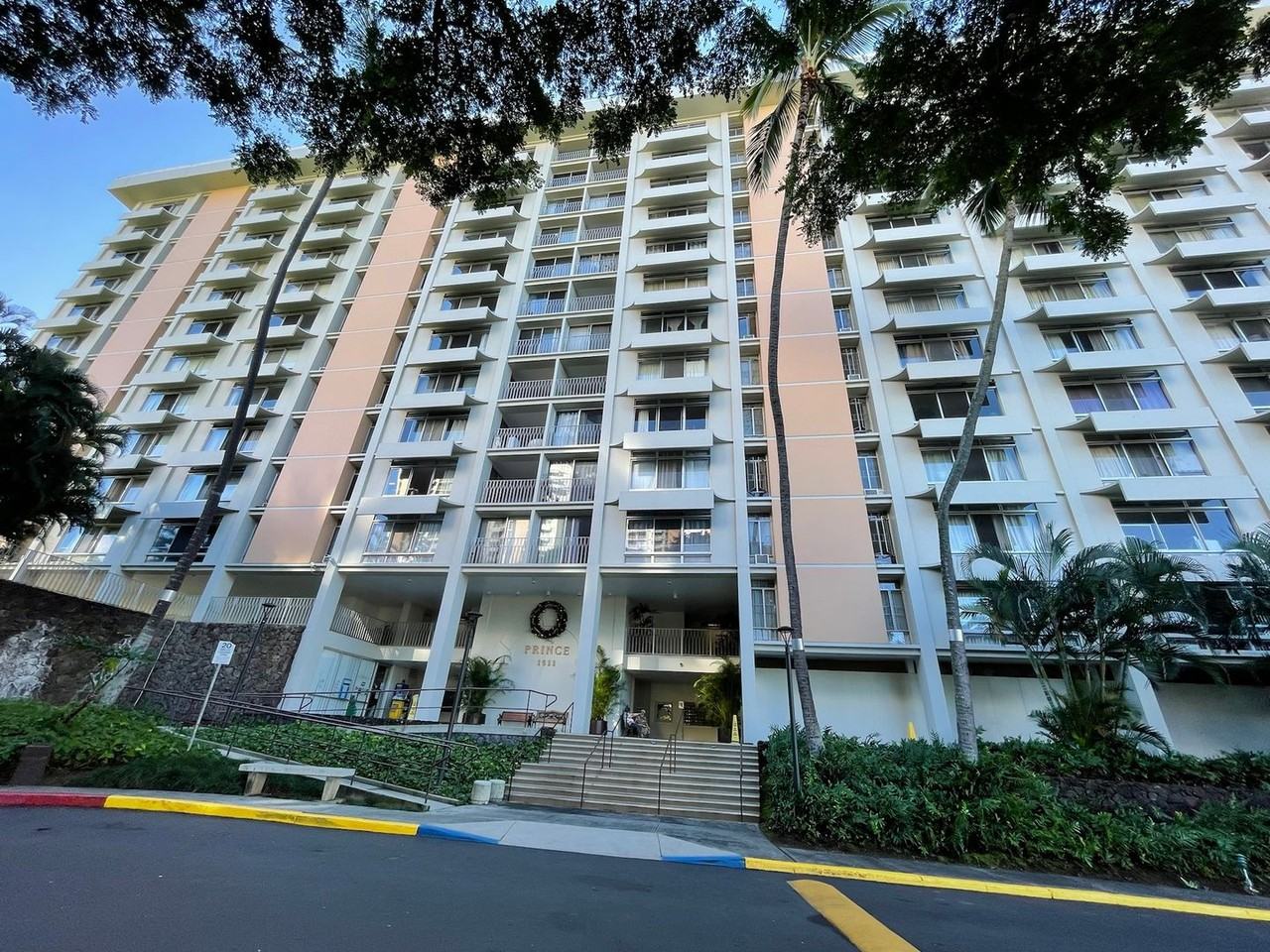 1511 Nuuanu Ave - Photo 2 of 29