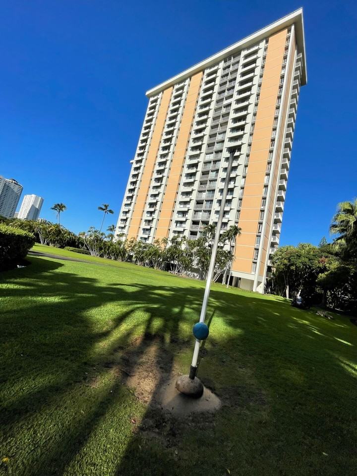 1511 Nuuanu Ave - Photo 3 of 29