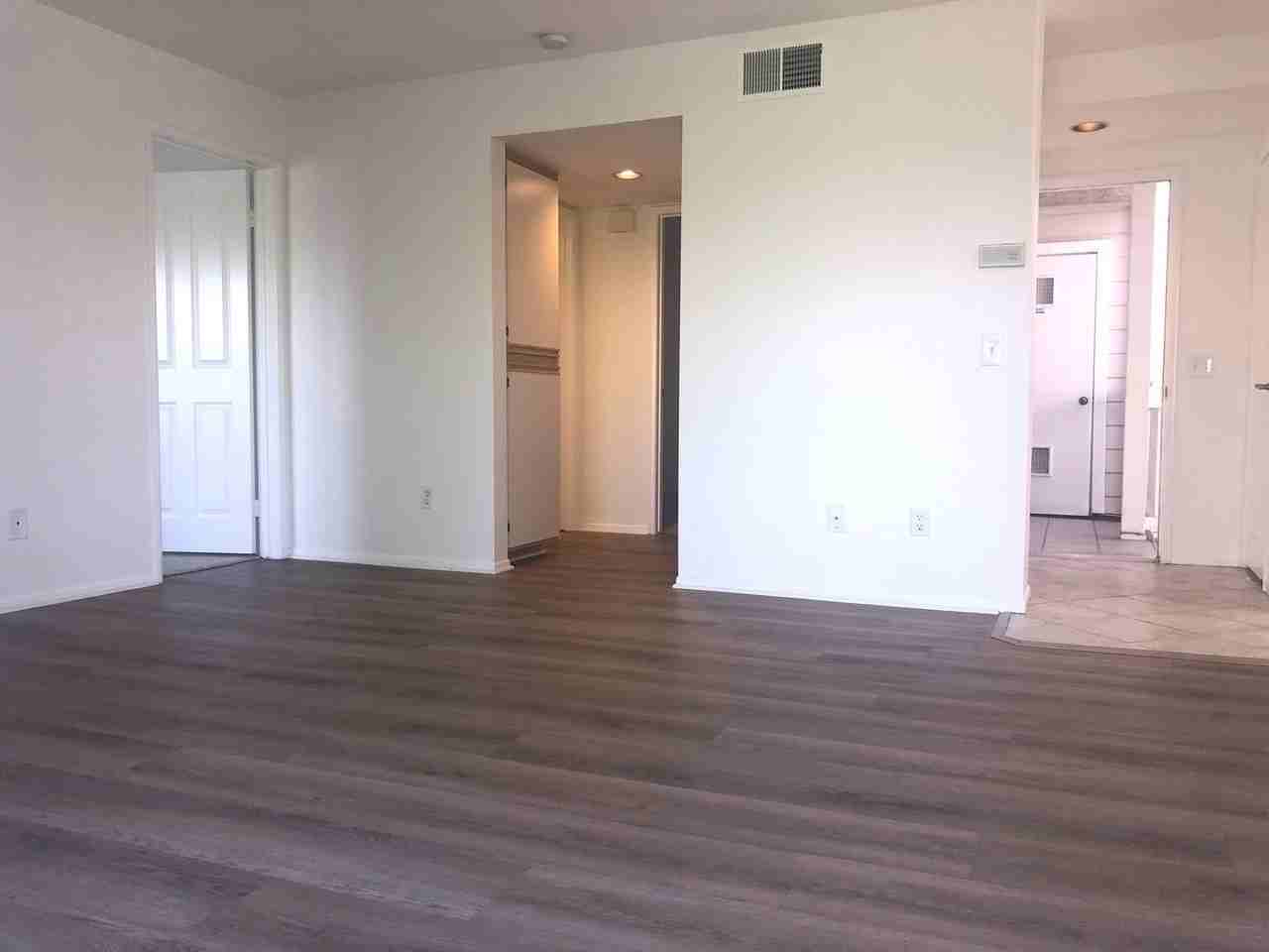 5094 Via Manos #C - Photo 5 of 10