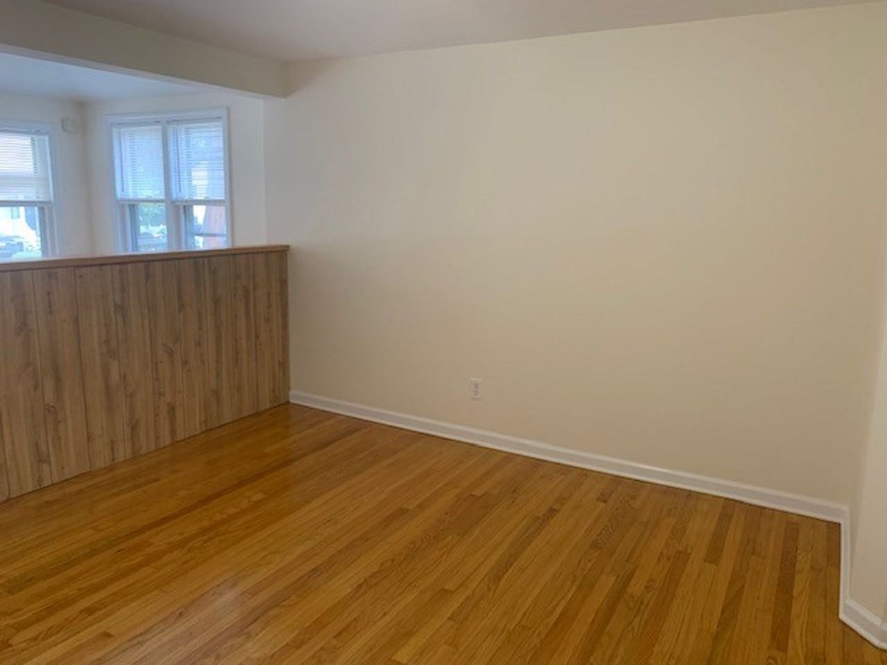 253 Sylvan St - Photo 6 of 11