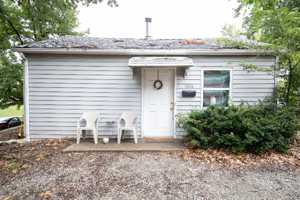 featured image of 1326 Dunklin St Rear