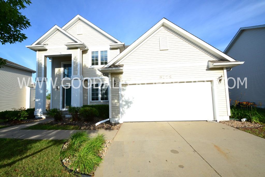 5728 Nw 92nd Ct - Photo 7 of 15