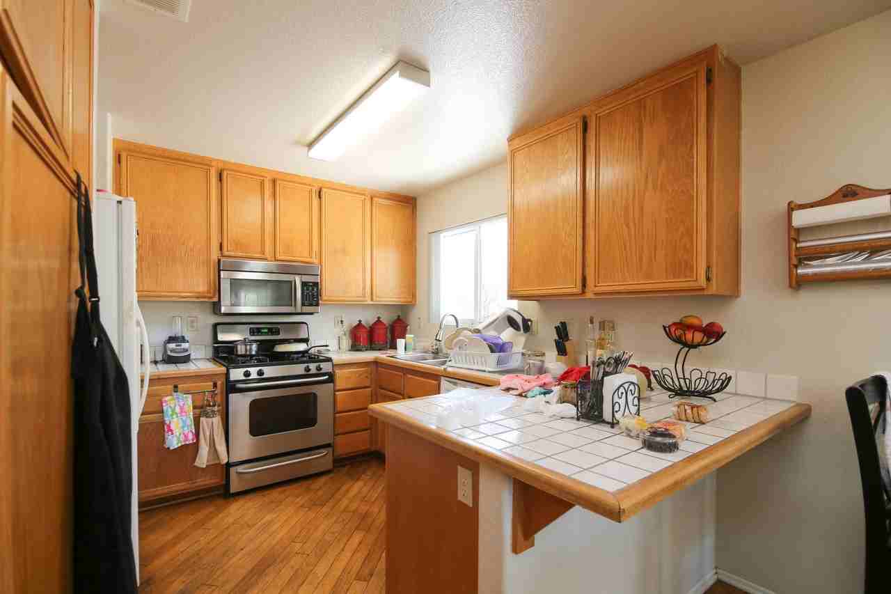 1189 Camino Del Sol - Photo 4 of 12