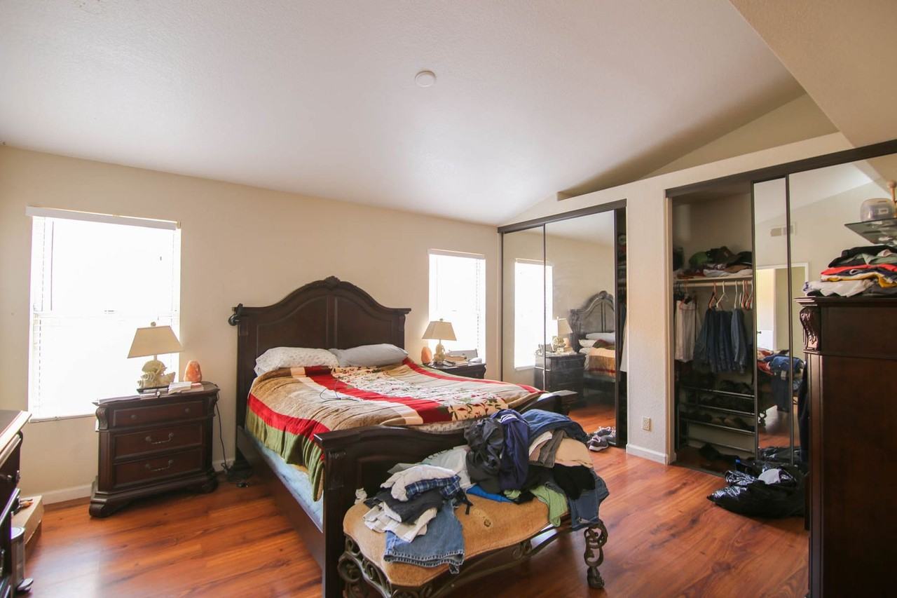 1189 Camino Del Sol - Photo 6 of 12