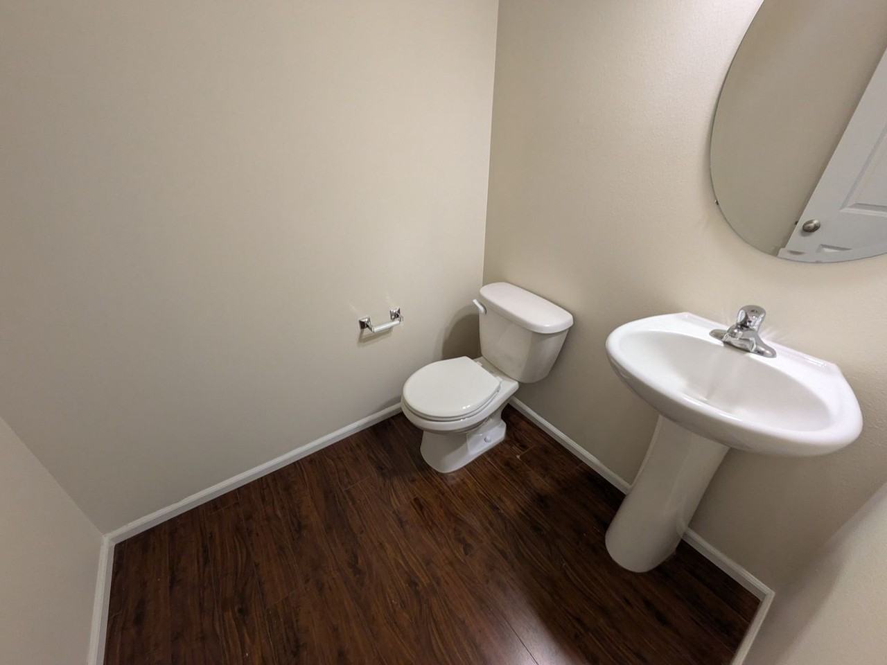 3100 Eagle Loop Ne - Photo 5 of 16