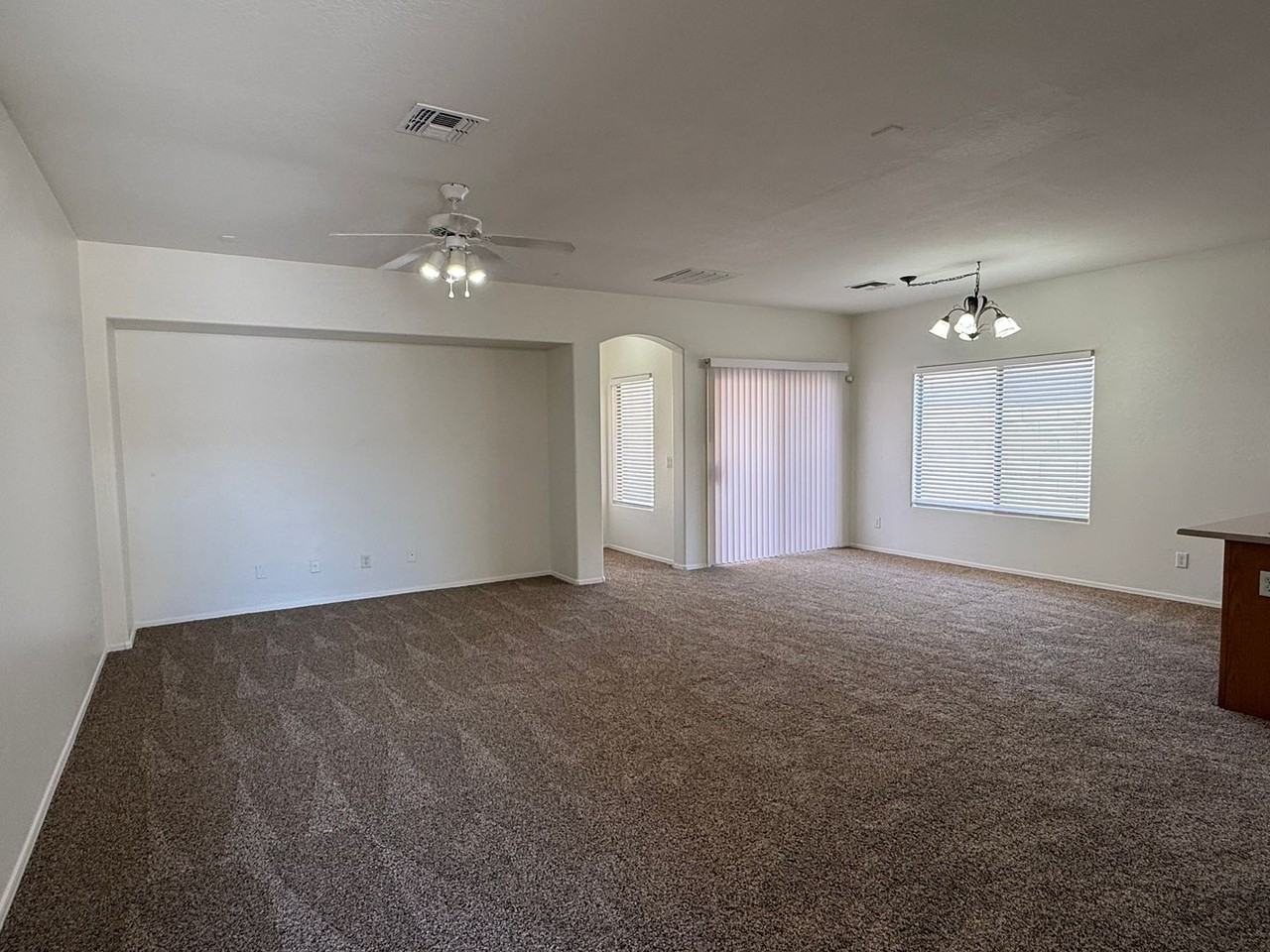 8810 W Hilton Ave - Photo 2 of 29