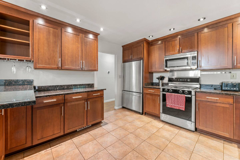 2894 Concord Dr - Photo 6 of 20