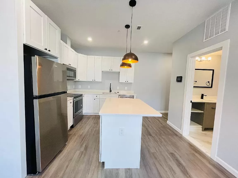 487 Lincoln St #2 - Photo 2 of 9