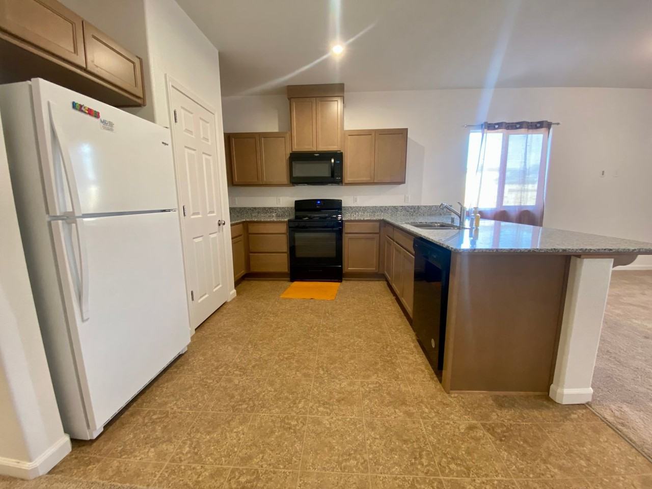 152 Trevor St - Photo 2 of 17