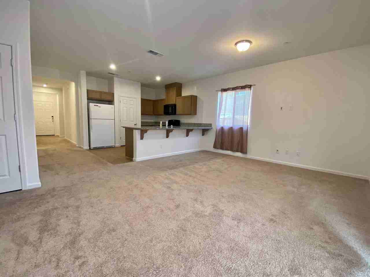 152 Trevor St - Photo 5 of 17