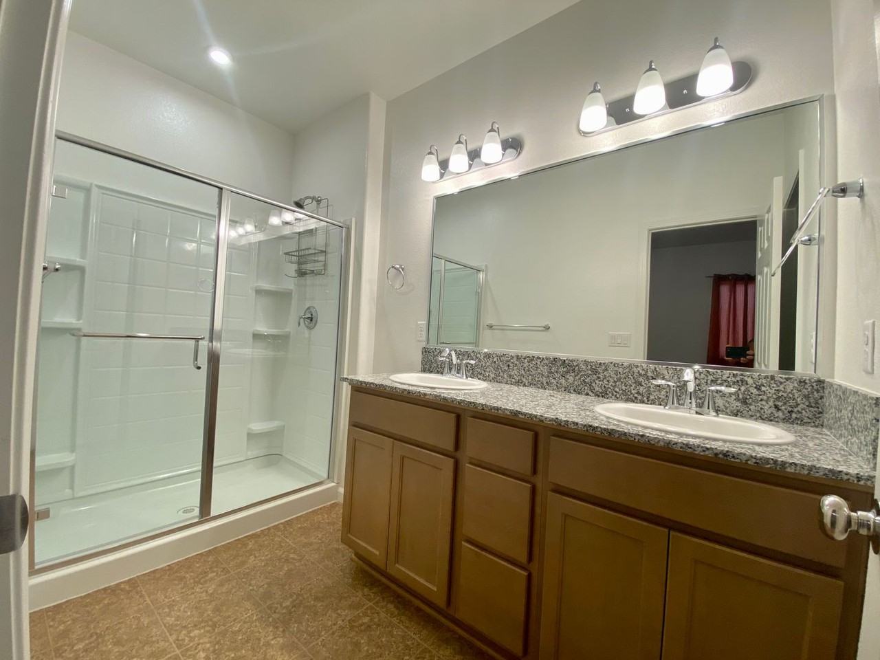 152 Trevor St - Photo 7 of 17