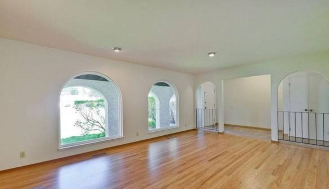 1116 Forest Ave - Photo 3 of 8