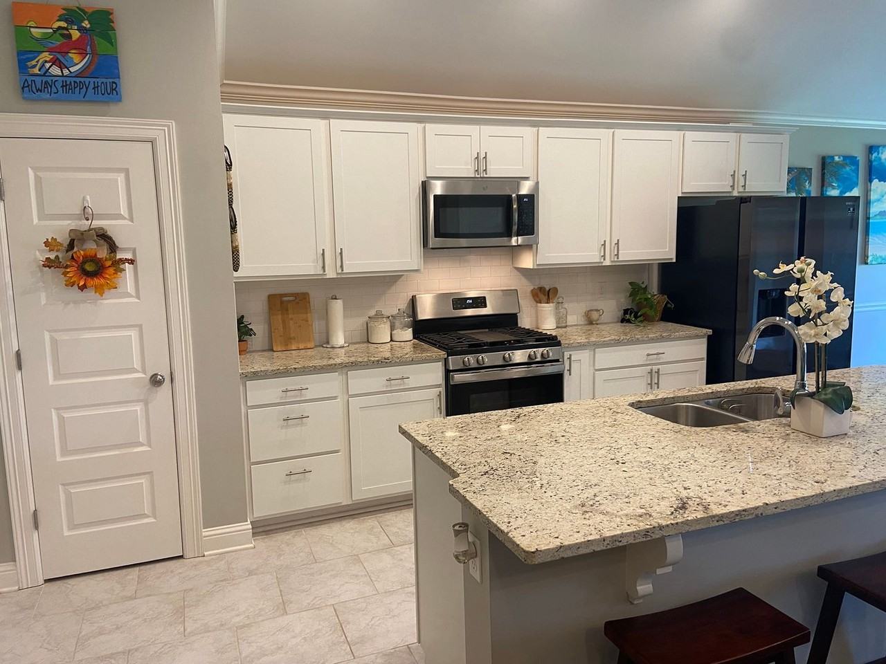 166 Cullom Dr - Photo 3 of 28