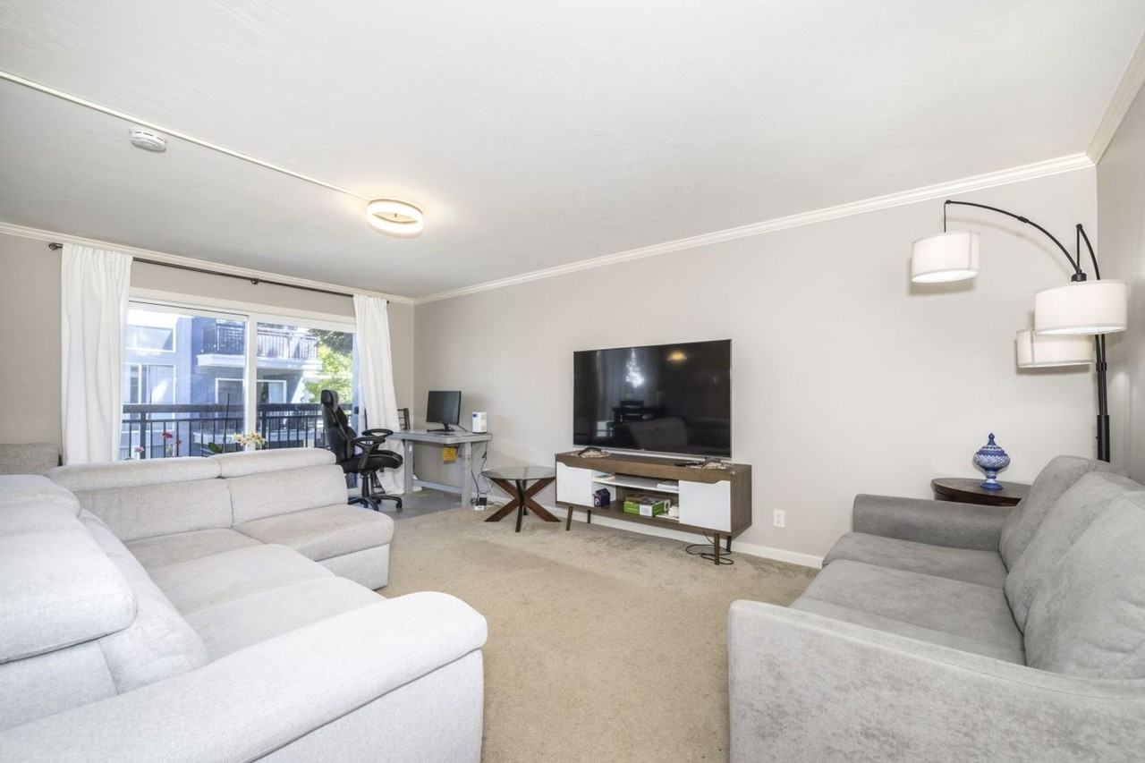 183 Del Medio Ave - Photo 3 of 12