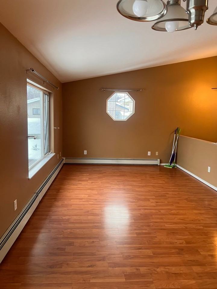 3421 Lunar Cir - Photo 5 of 28