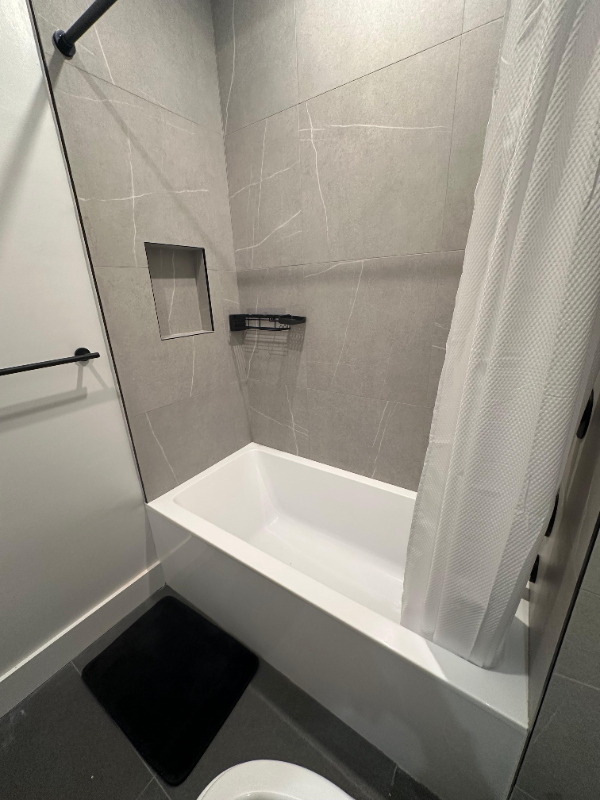 103 Jewett Ave #1 - Photo 5 of 8