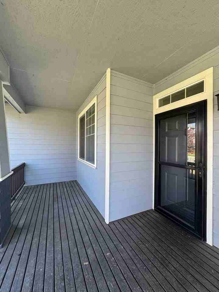 2450 N Wheaton Ct - Photo 4 of 30