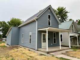 featured image of 925 W Market St
