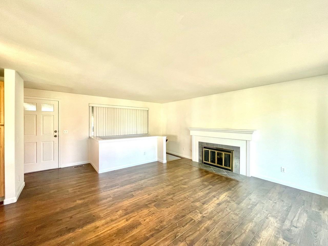 803 7th St S - Photo 3 of 28