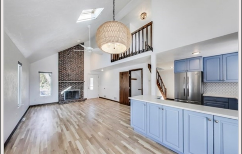 100 Bridge St - Photo 2 of 19