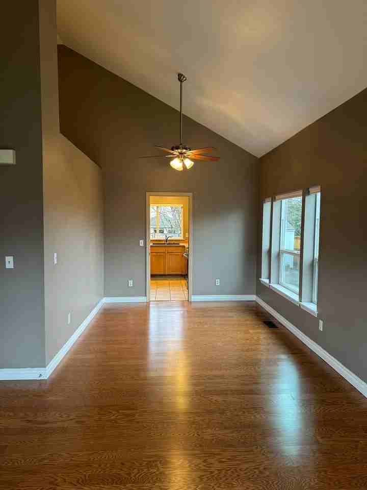 22809 Se 282nd St - Photo 7 of 29