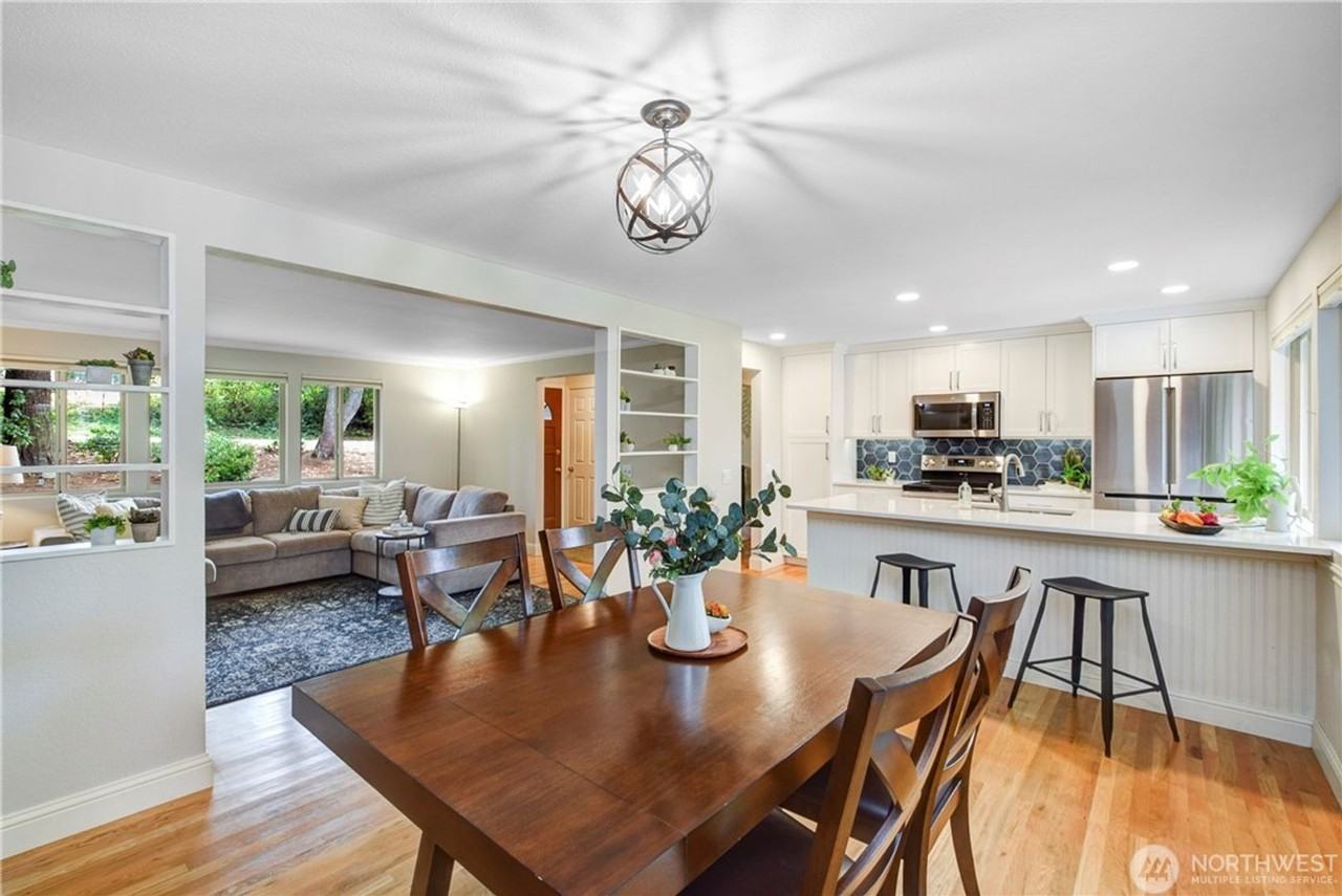 12641 82nd Ave Ne - Photo 4 of 25